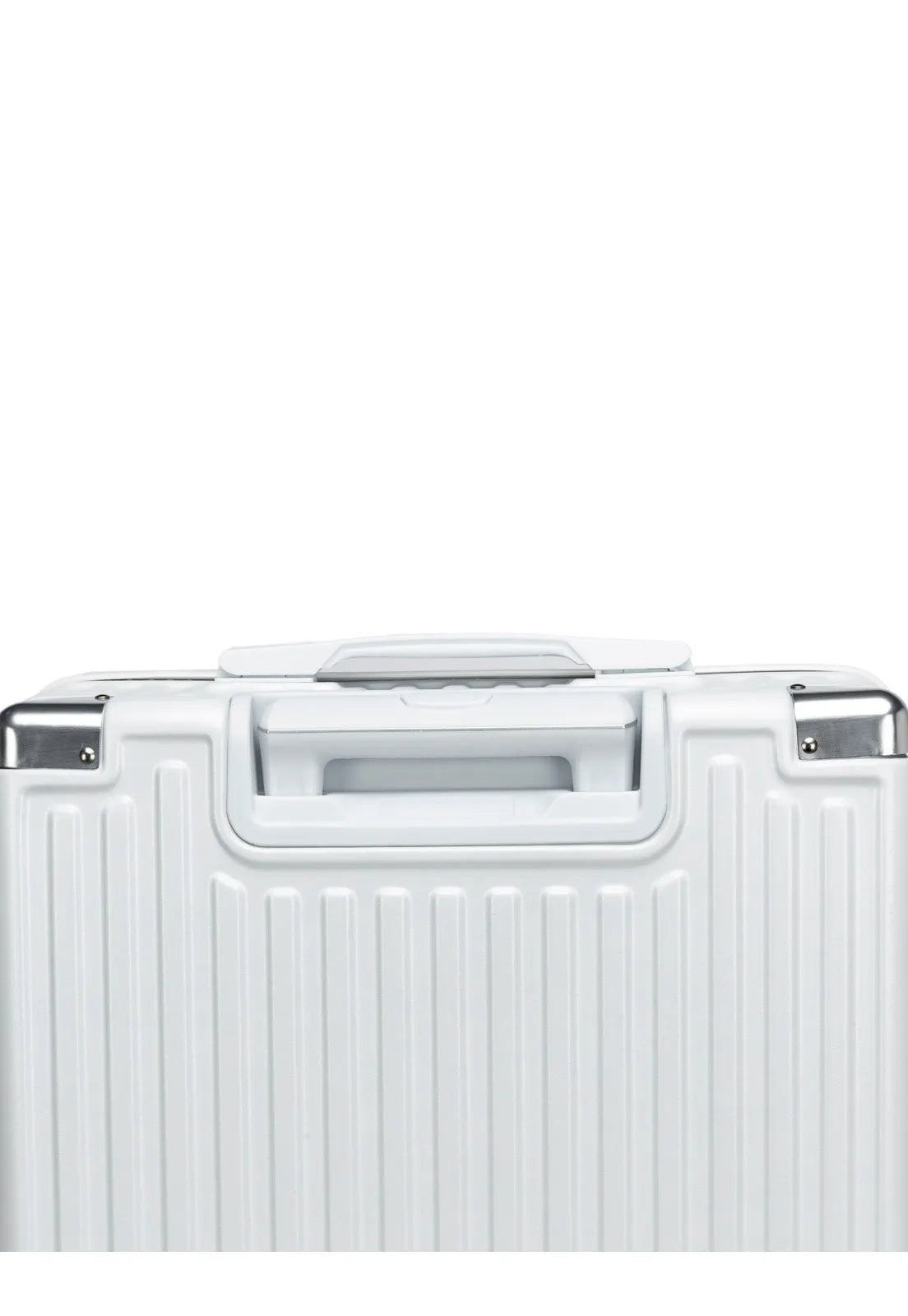 Lequeen Lightweight Carry-On Suitcase – 8kg Capacity, Durable & Compact with Spinner Wheels